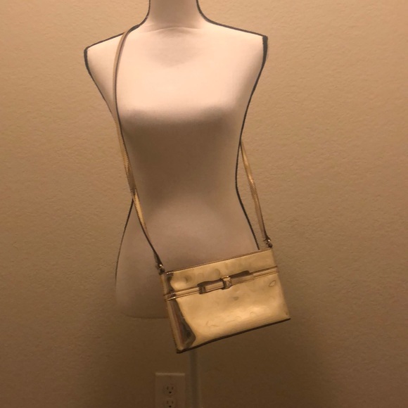kate spade Handbags - Kate Spade Cross Body